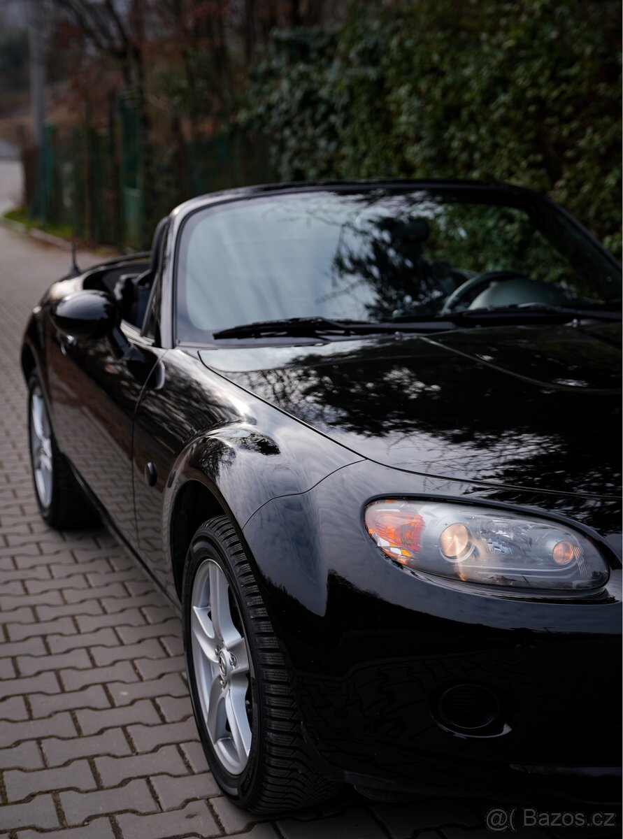 Mazda MX-5 Miata 2006 | 1.8 - 9