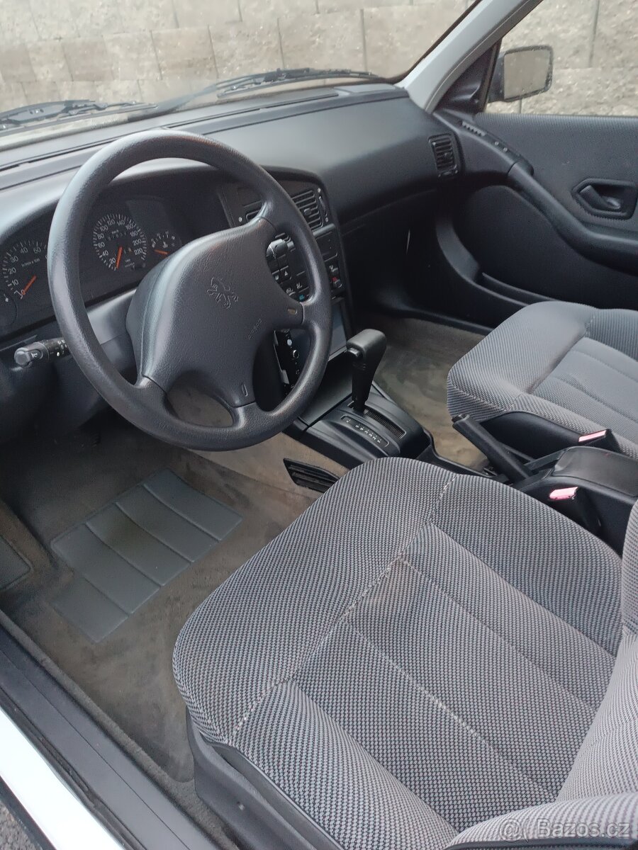 Peugeot 405, 1.8, automat - 9