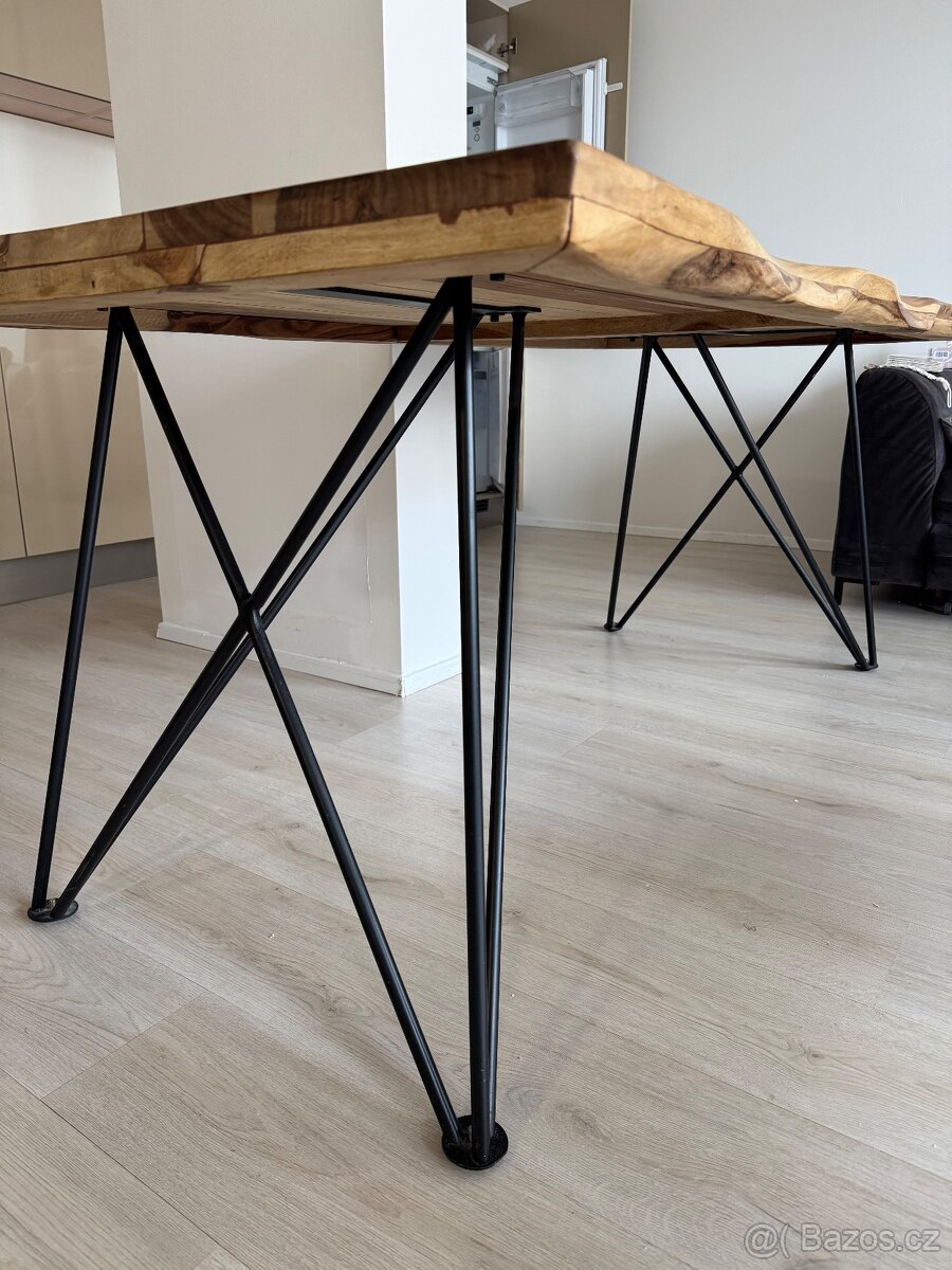 Designový dřevěný stůl - 9