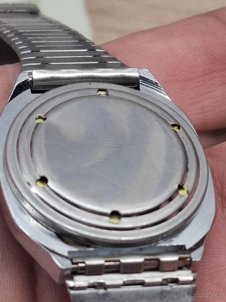 Digitální hodinky - 9