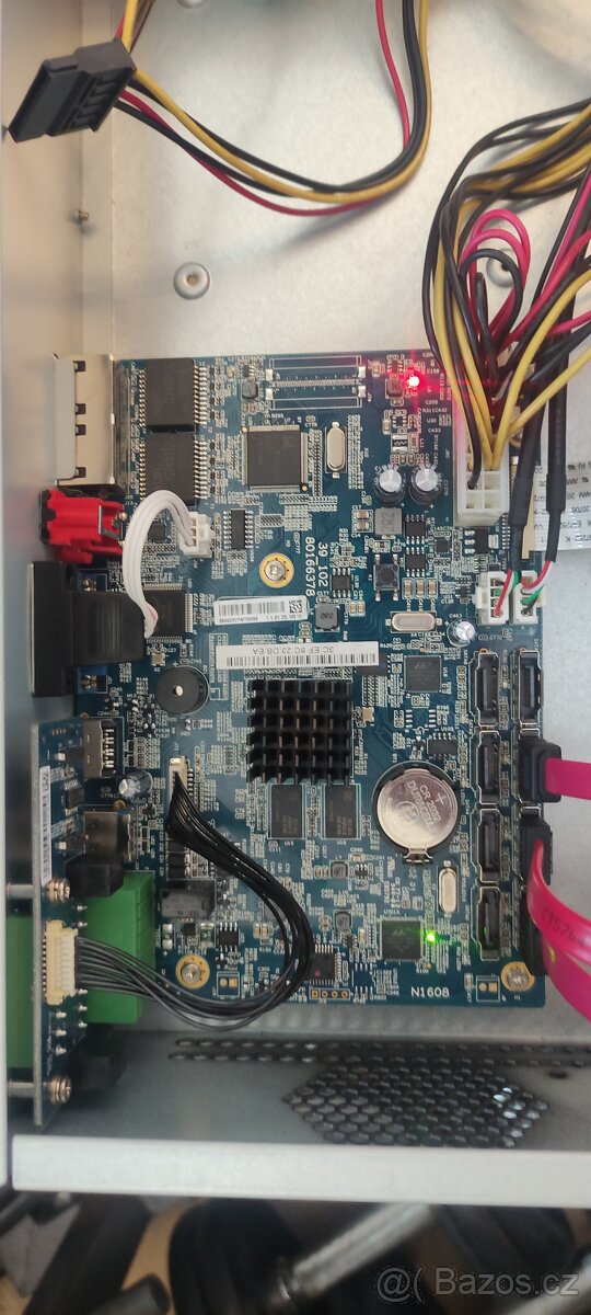 Dahua NVR 32 kanálů na IP kamery - 9