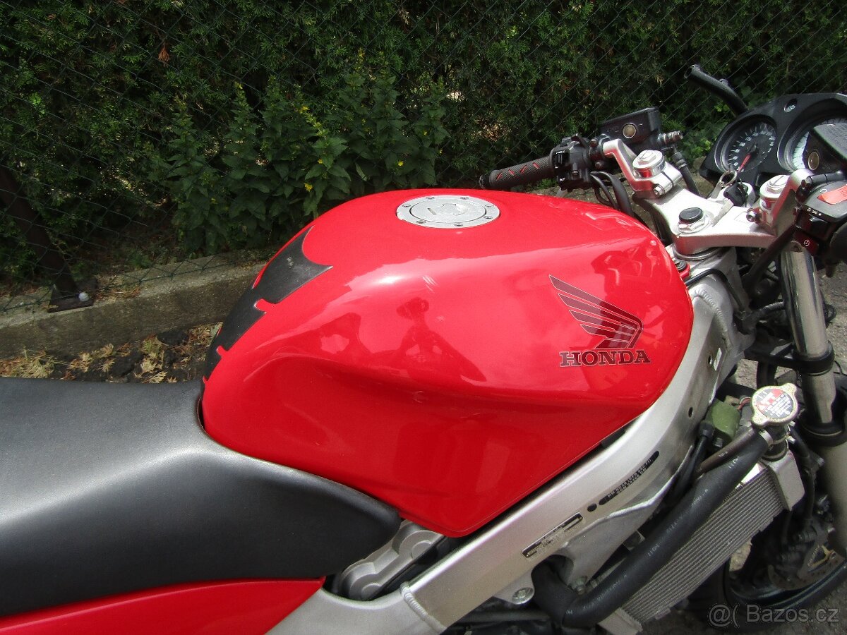 Honda VFR 800 - 9