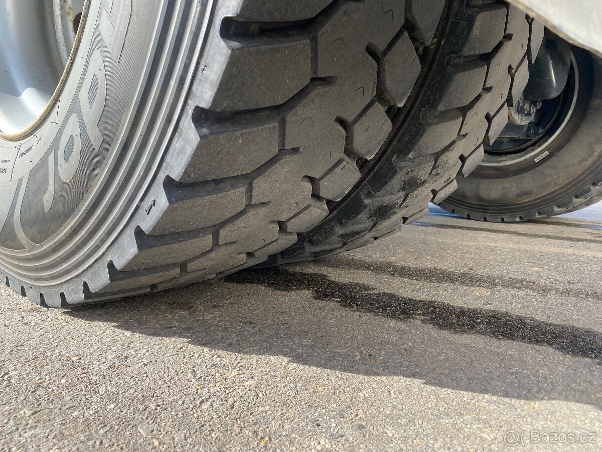 TATRA 4x4 Traktor 79.000 km - 9