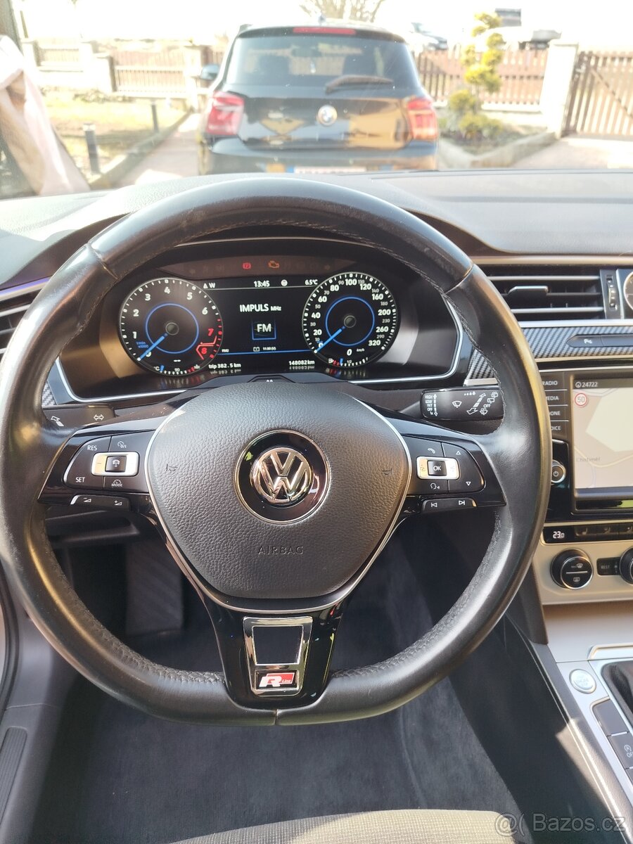 Passat B8 R-line 2.0TDI 110kw 1.majitel - 9