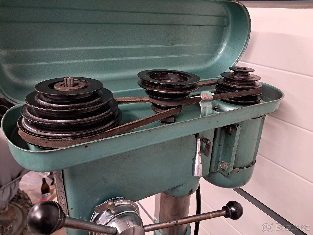 Stojanová vrtačka - 9