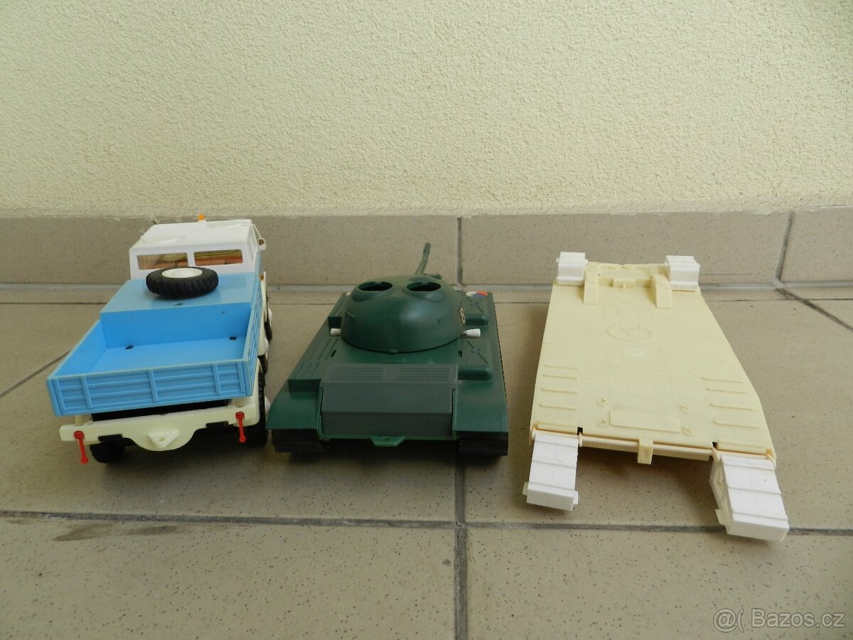 TATRA 813 PODVALNÍK P32 TANK T54 - ITES r. 1980 - ČSSR - 9