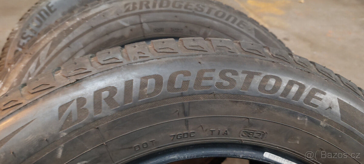 Zimní pneumatiky BRIDGESTONE 235/60R18 107H 7,00mm DOT 2021 - 9