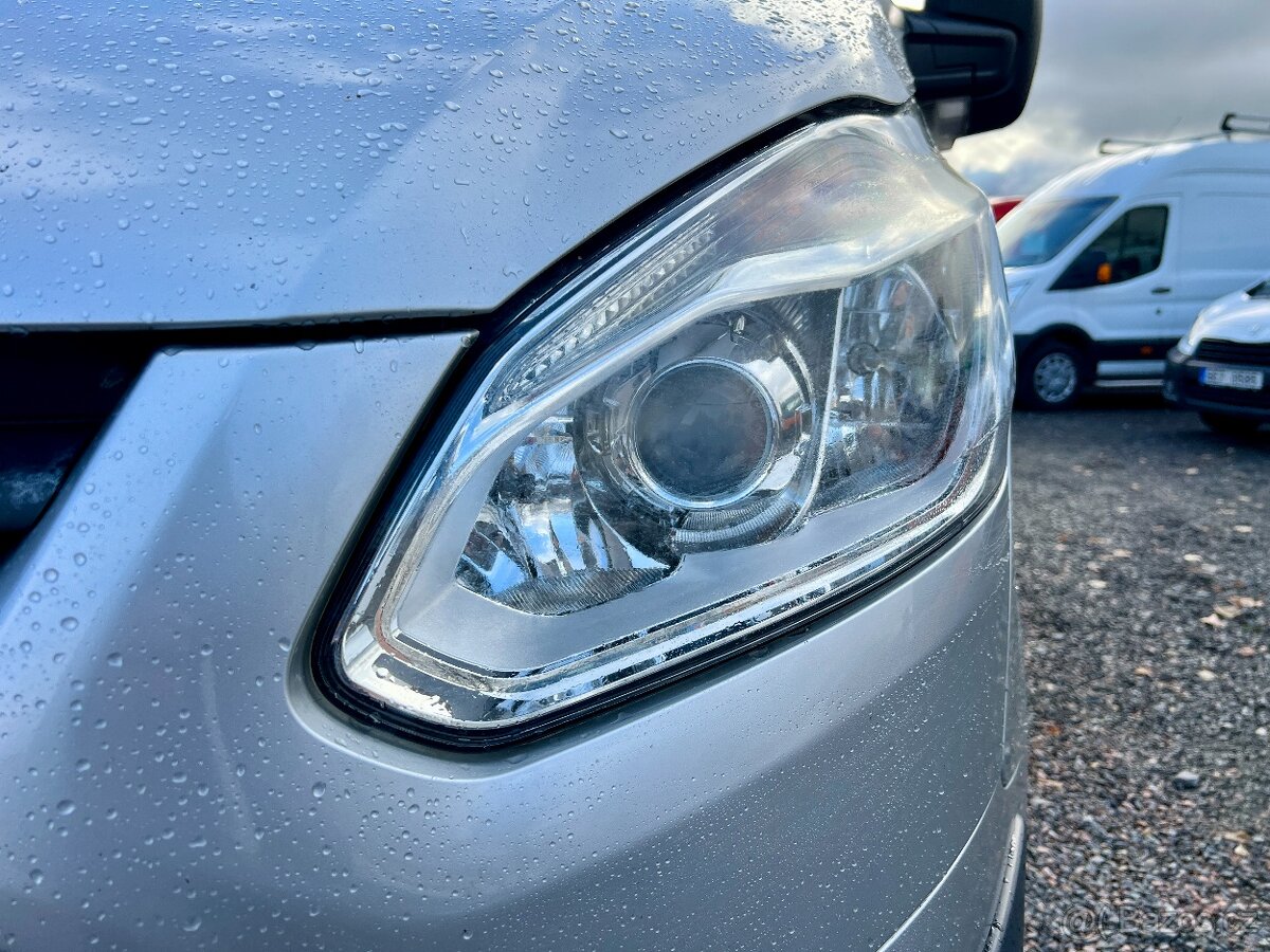 Ford Transit Custom 2.0d 96 kW 9 míst Long,Klima - 9