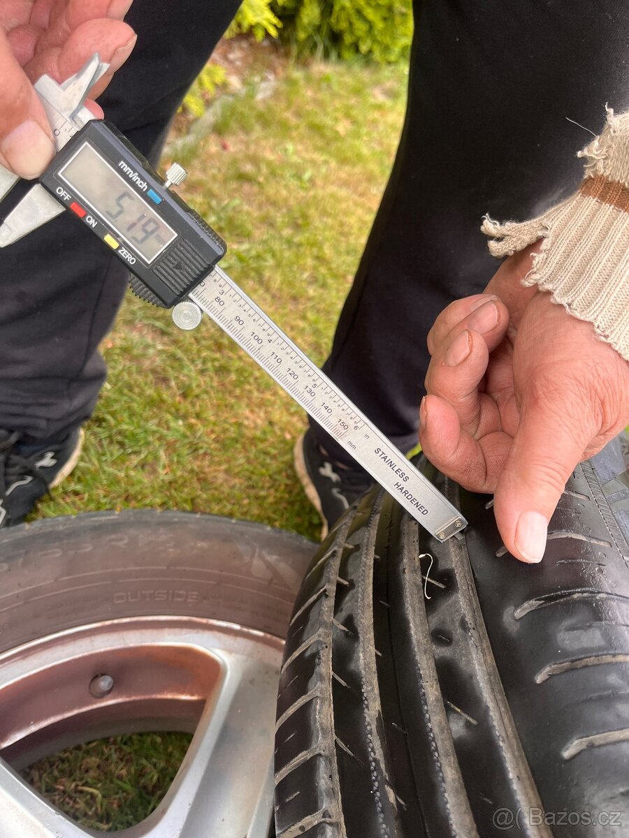 4x alu ze Škoda Octavia 1 + letních pneu Nokian 5-6mm 195/65 - 9