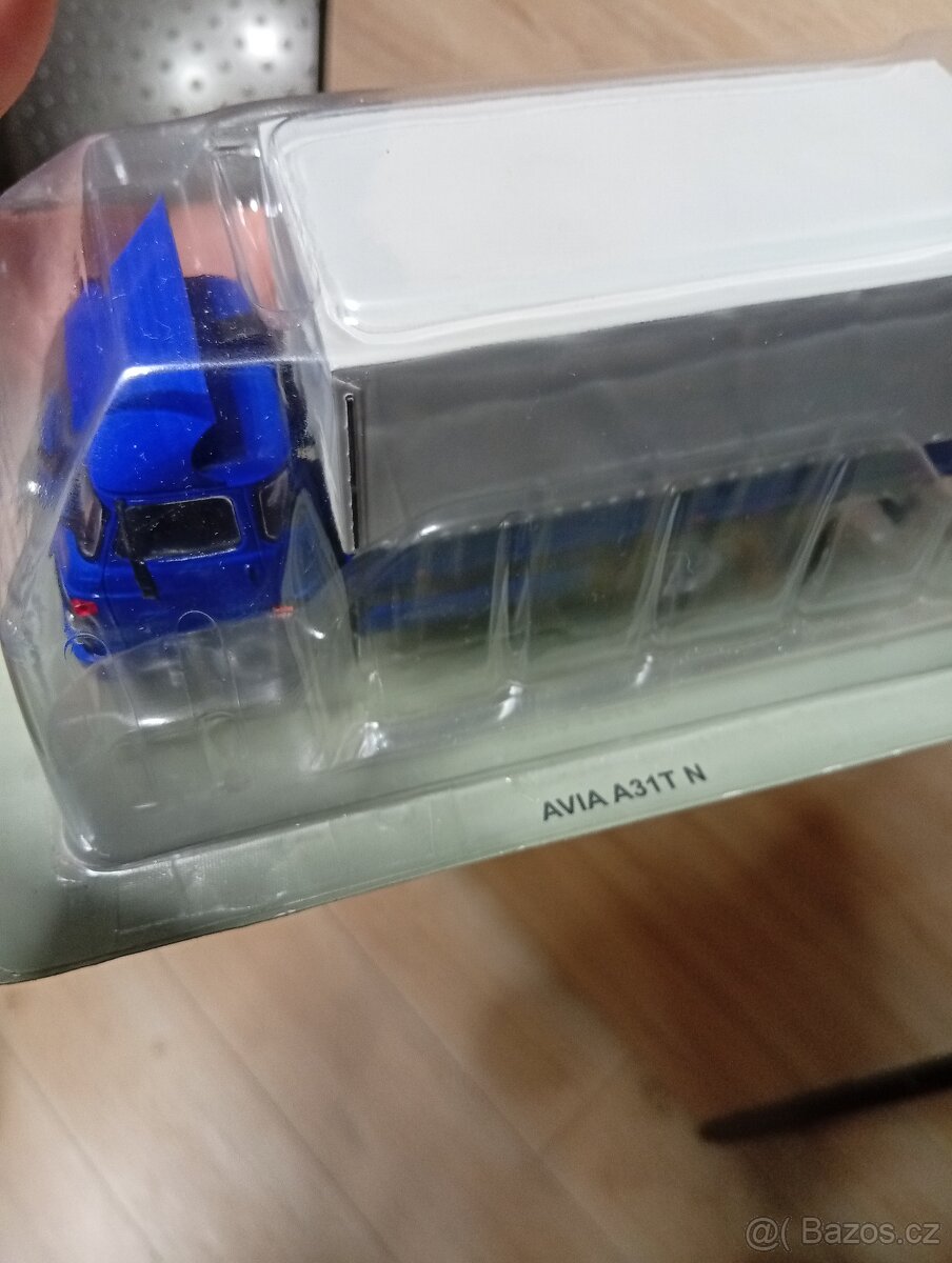 Modely aut 1:43 od DeAgostiny a abrex ..... - 9