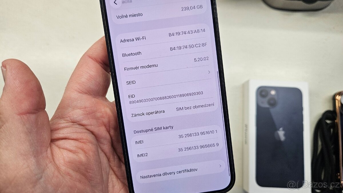 Apple iPhone 13 tmavý 256GB - 9
