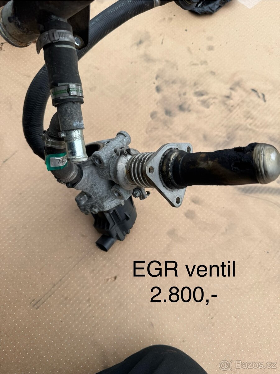 Díly z motoru 2.3 Iveco - 9