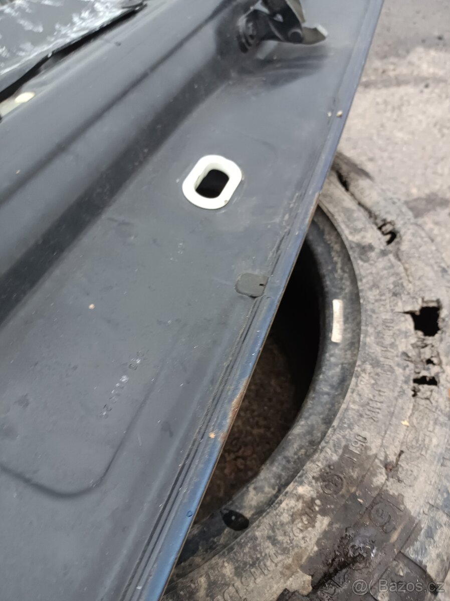 BMW e70 X5 zadní víko kufru - 9