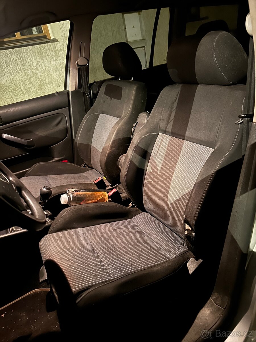 Golf 4 Kombi 1.9 TDI 96KW 6Q Highline / Tažné - 9