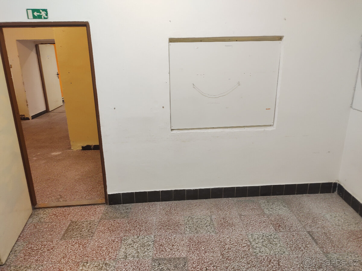 Pronájem obchodu Svitavy - 9