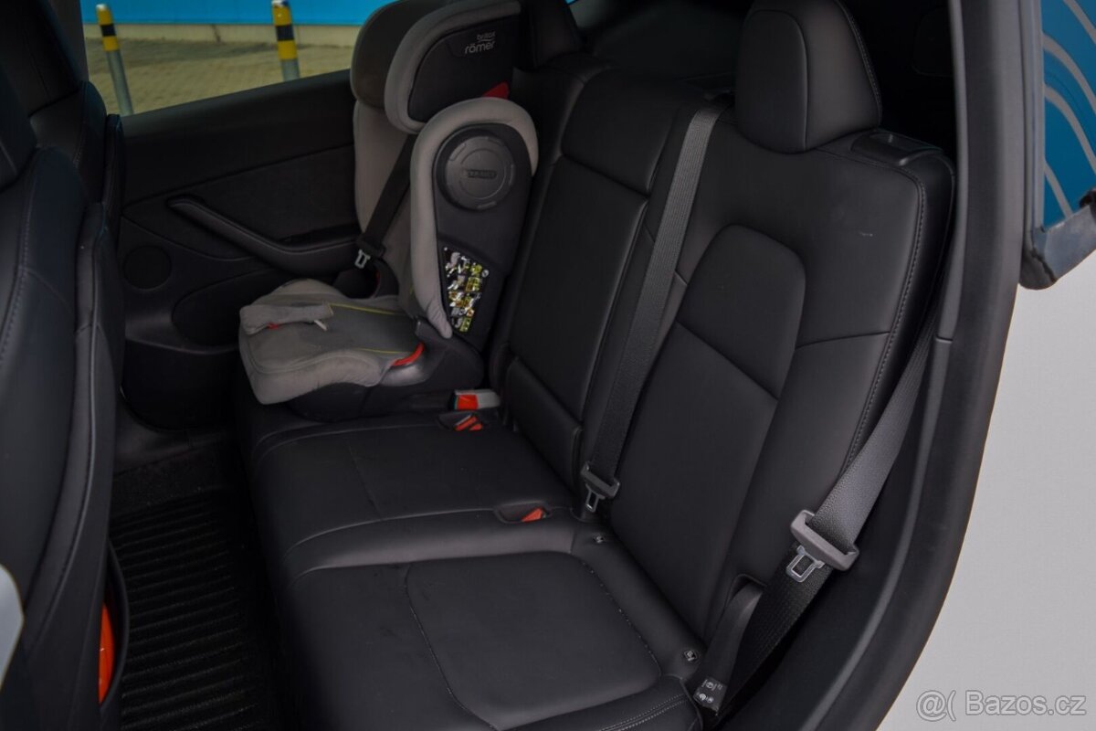 Tesla Model Y Long Range Dual Motor AWD 4x4 - 9