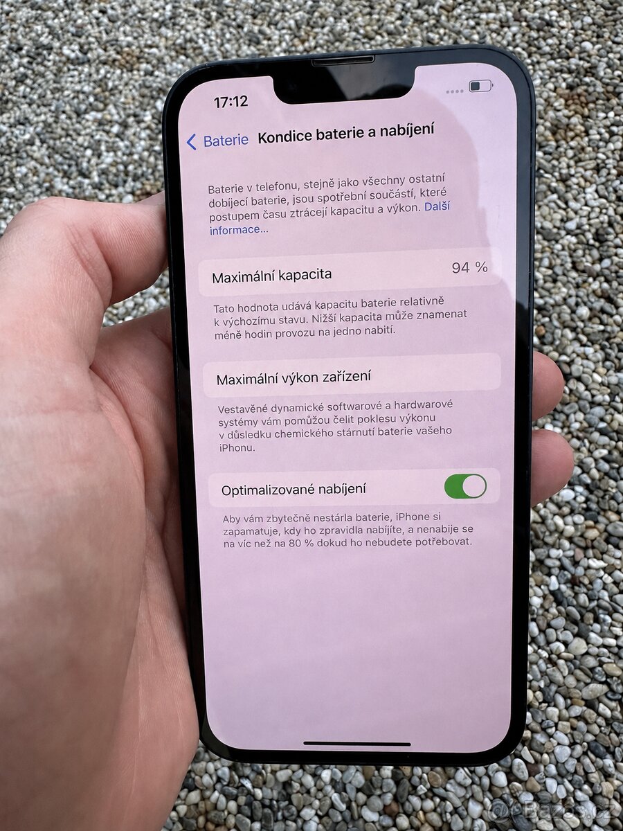 IPhone 14 - baterie 94% - 9