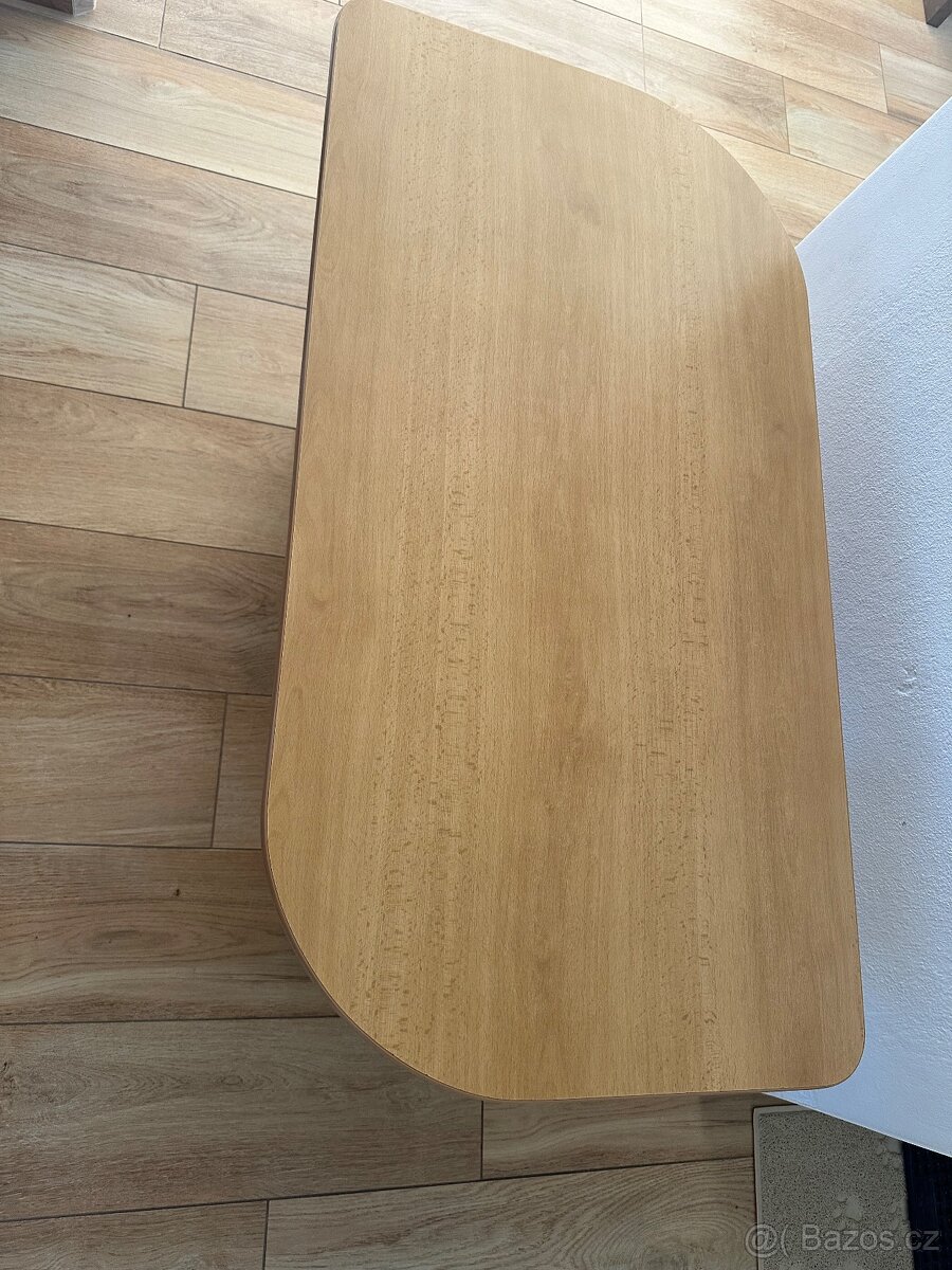 Konferenční stolek - 9