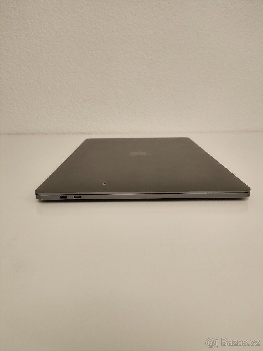 MacBook Pro 2017 i7 | 16GB | 512GB SSD - 9