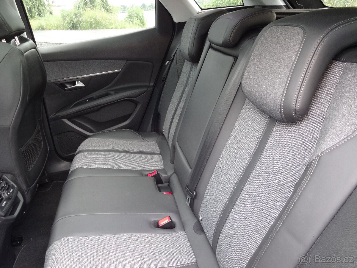 Peugeot 3008 1.2 PureTech 96 kW - 9