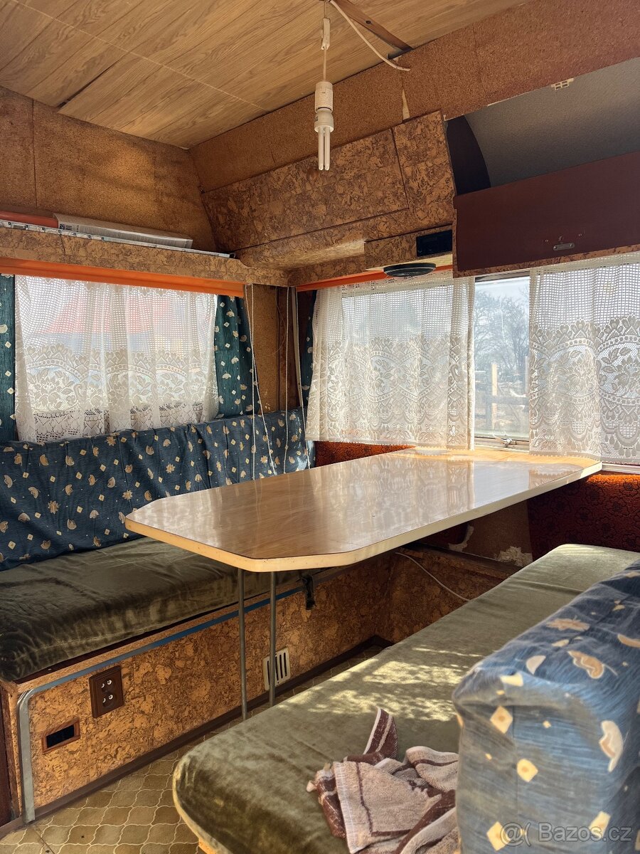 Karavan - 9