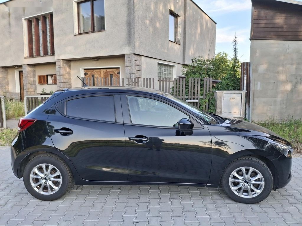 Mazda 2,1.5 benzin skyactive sport - 9
