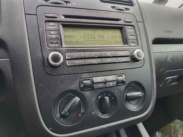 Volkswagen Golf 1.9 TDI - 9