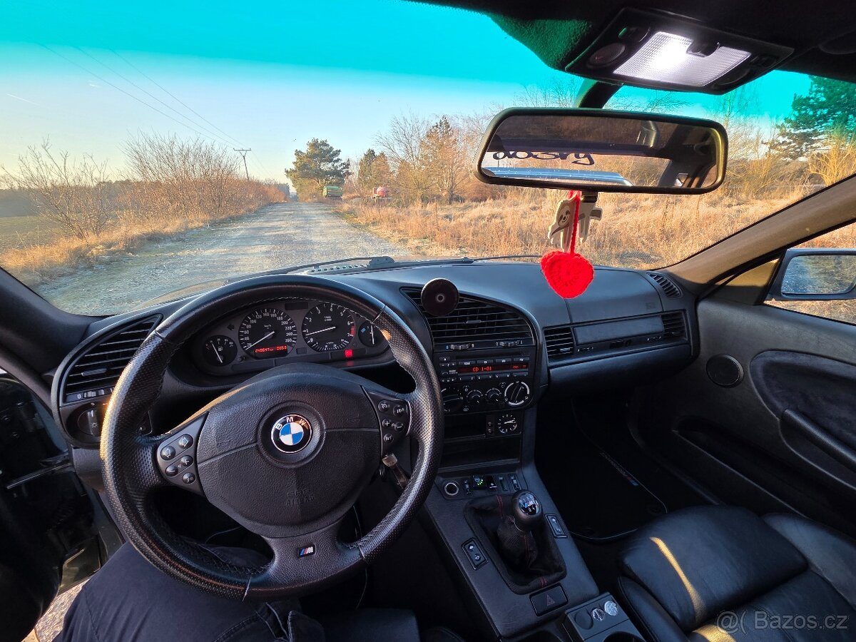 BMW e36 Coupé M52B25 - 9