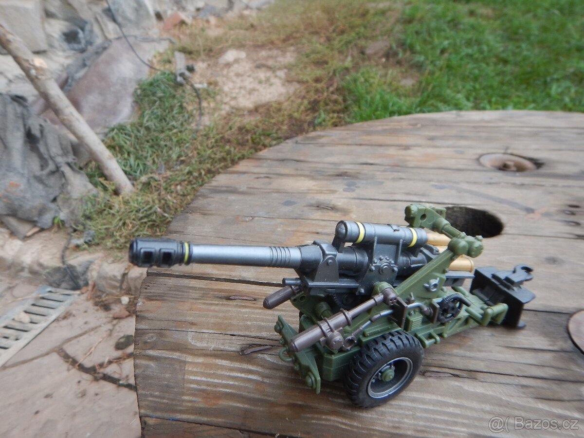 figurky vojáci, vojenská technika, vznášedlo, dělo - 9