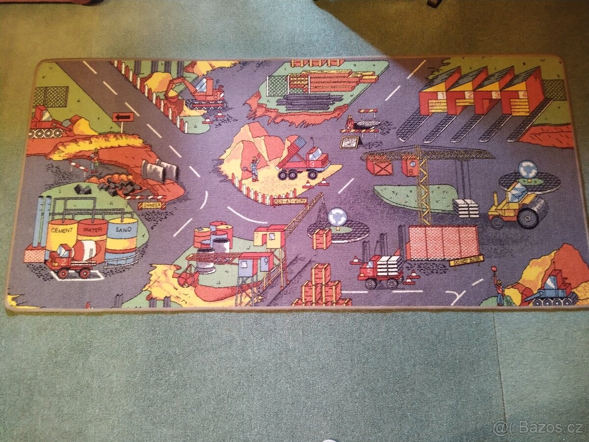 Panenky, koberec, kostky, domino, hra Krteček - 9