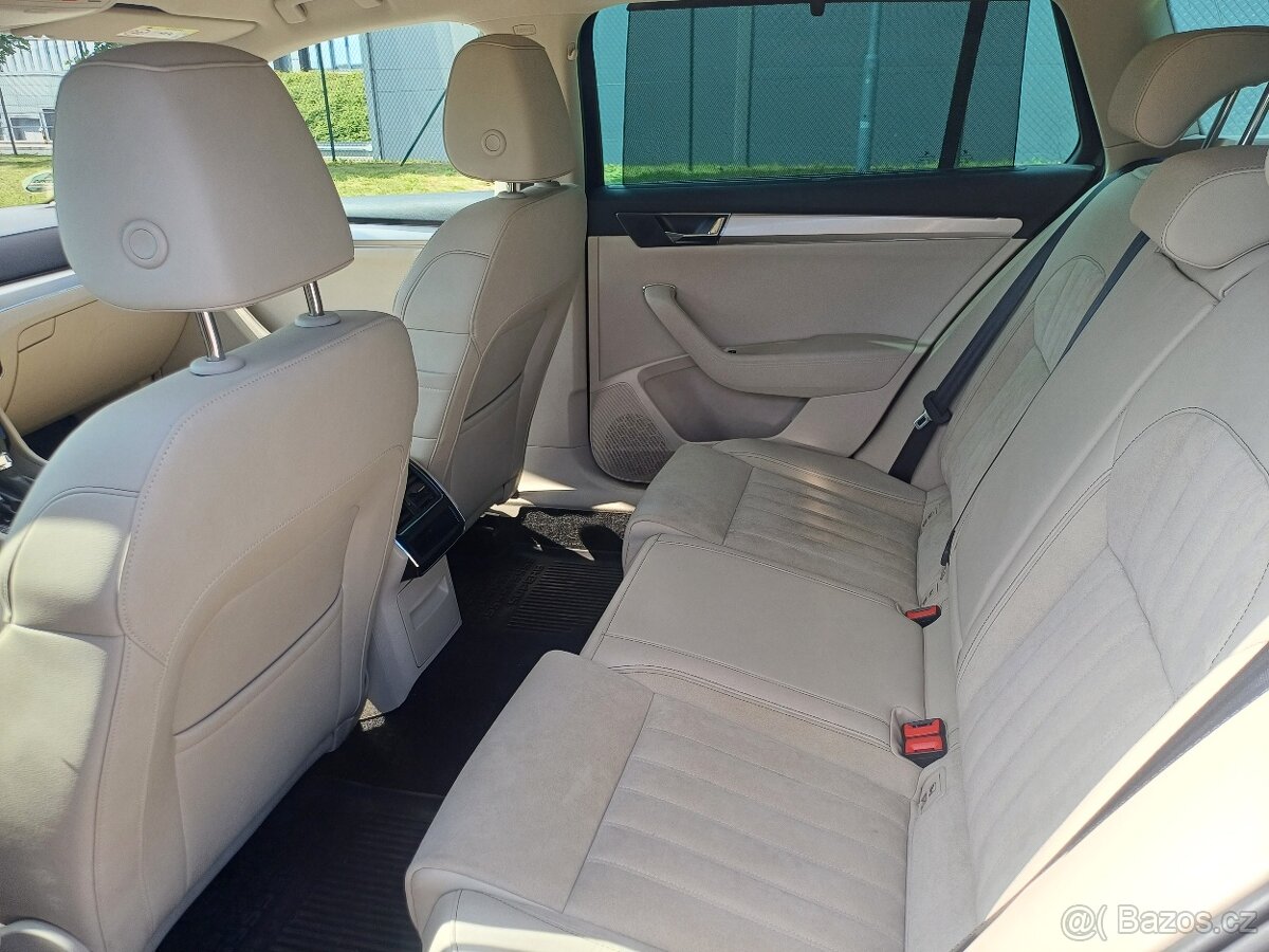 Škoda Superb Combi 2.0 tdi - 9