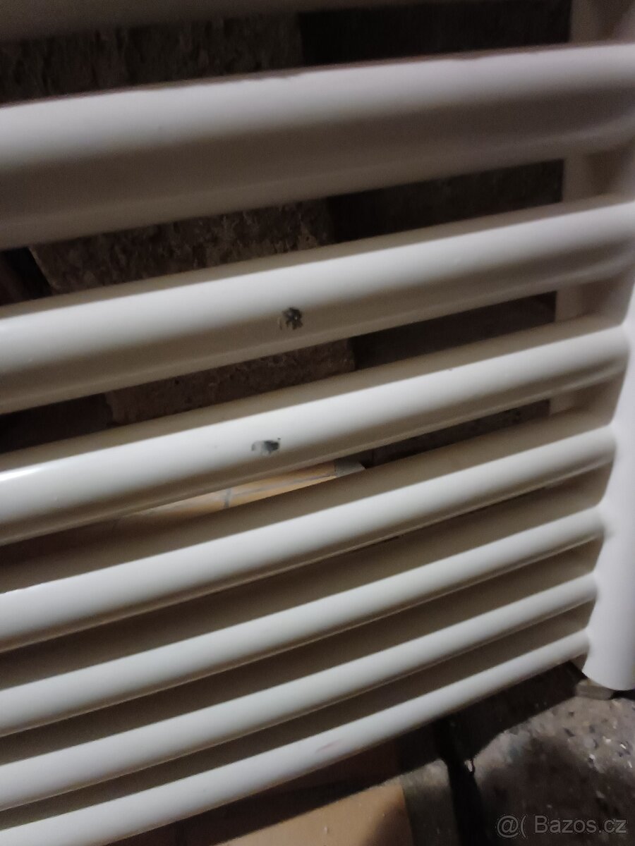 Radiátory koupelnové - žebříky 104x74 a 80x44 - 9