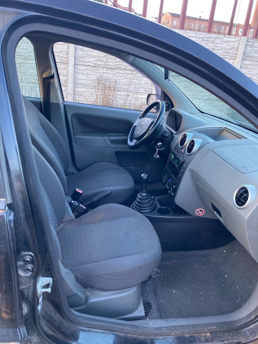 Prodám Ford Fusion - 9