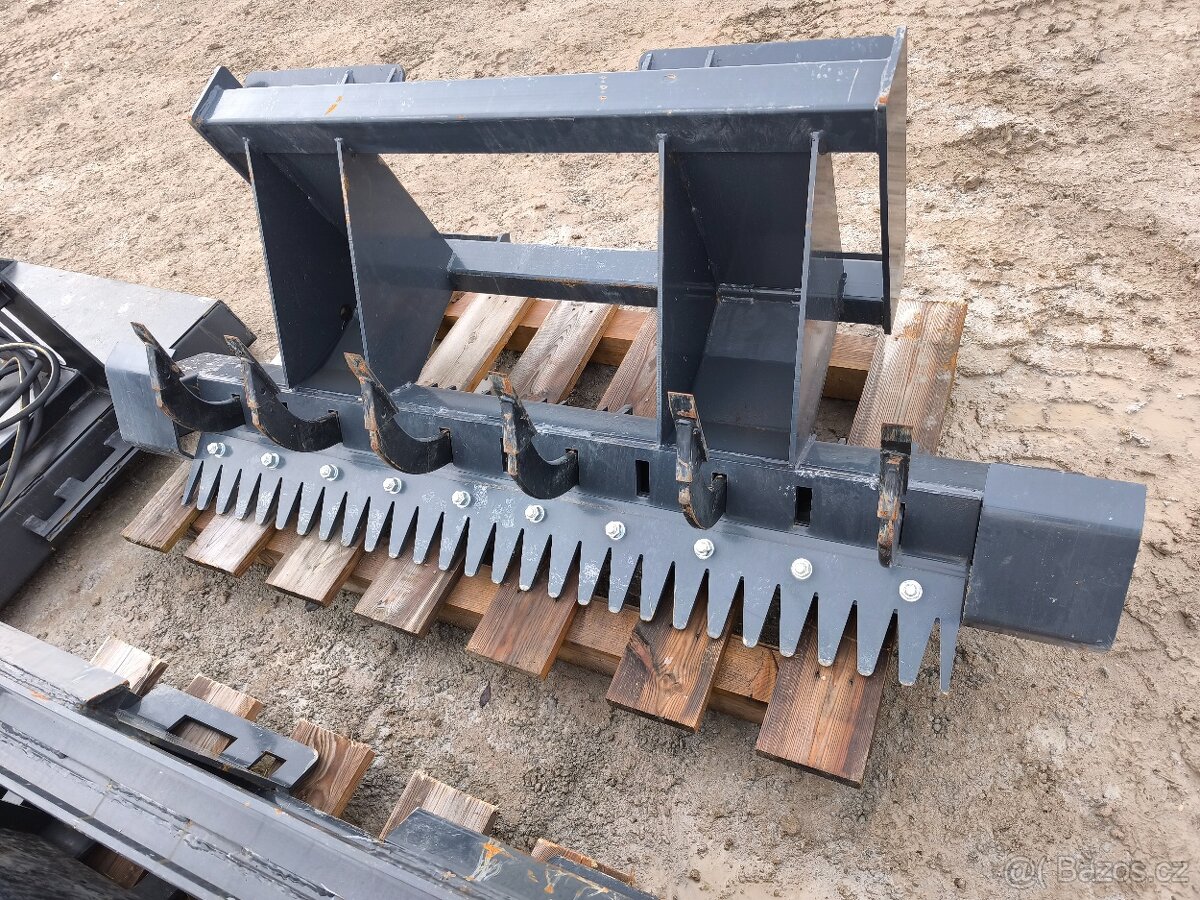Rozryvák a rovnací rám na smykáč - 9