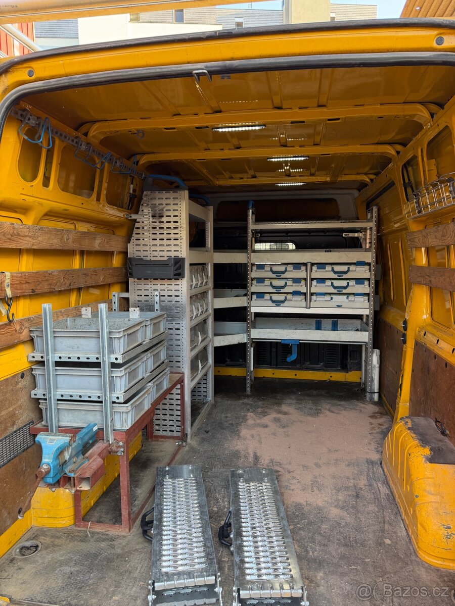 Ford Transit 300M , 2,1d , 92kw , dílna - 9