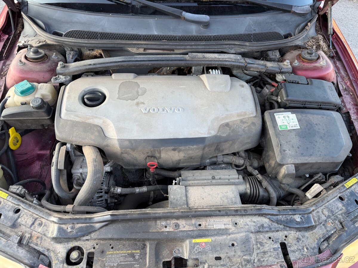 Volvo V70 D5 136kw ND - 9