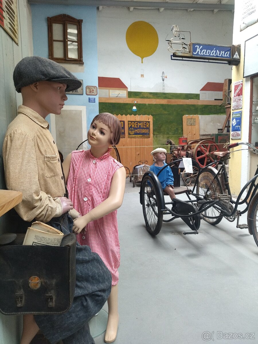 Staré figuriny,reklamní cedule,historie obchodu a řemesel - 9