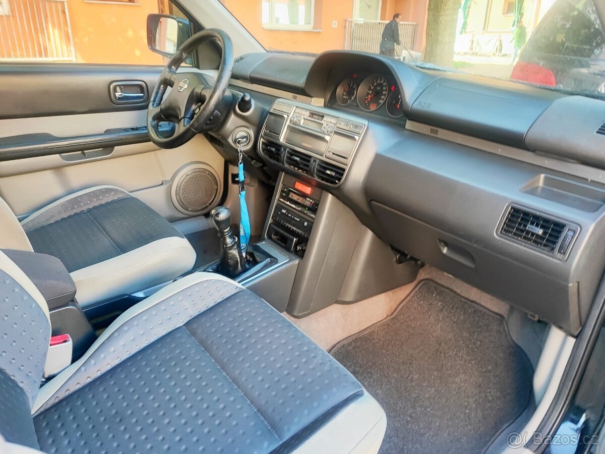 Nissan X Trail 2,2 dci - 9