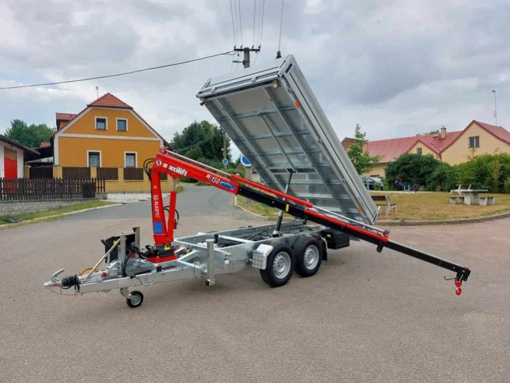 Třístranný sklápěč s rukou - 9