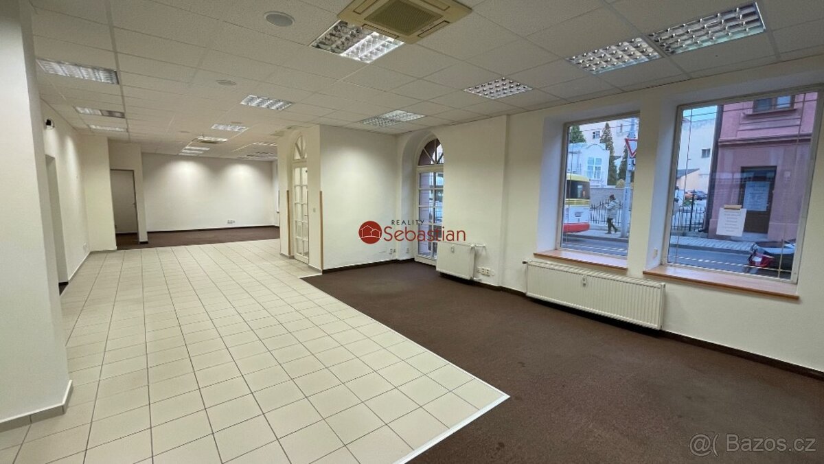 Pronájem komerčních prostor – 184 m², centrum Litvínova - 9