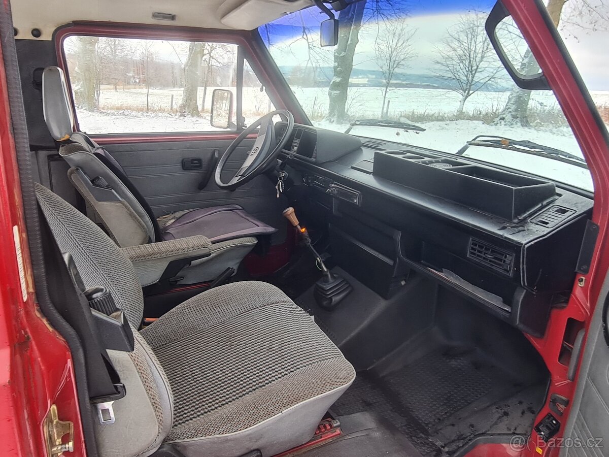 VW Transporter T3 Caravela - 9