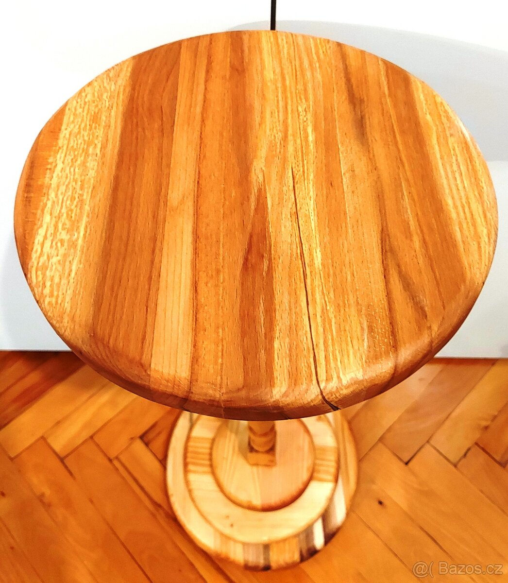 Květinový stolek na vysoustružené noze přírodní - 9