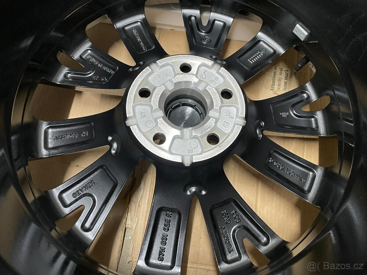 KODIAQ II R18 NOVÁ ZIMNÍ SADA GIGARO 235/55/18 104V DOT2024 - 9