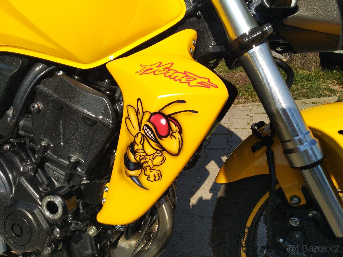 Honda CB 600 F Hornet – 2012 (poslední model) – TOP STAV - 9