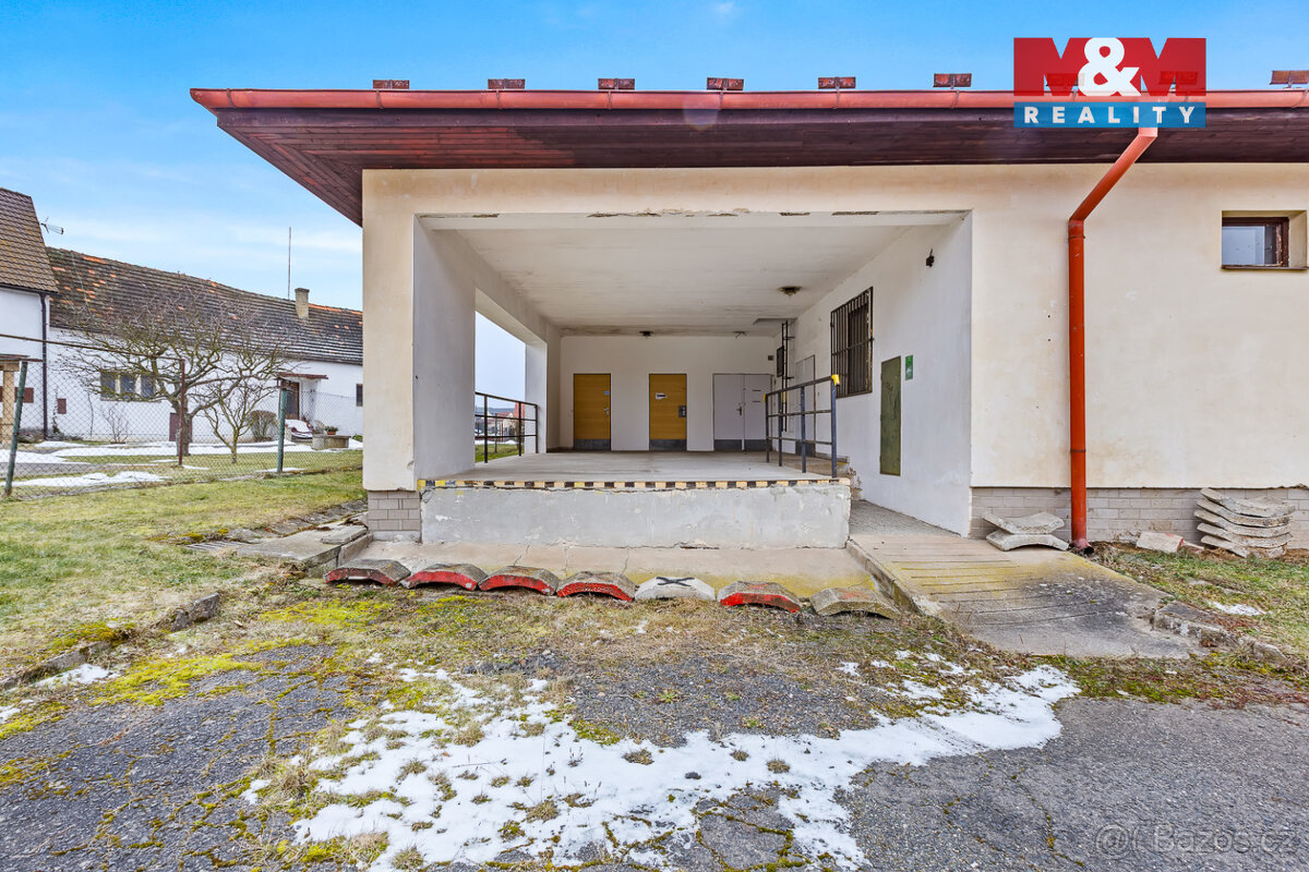 Prodej chalupy, 345 m², Stebno u Petrohradu - 9