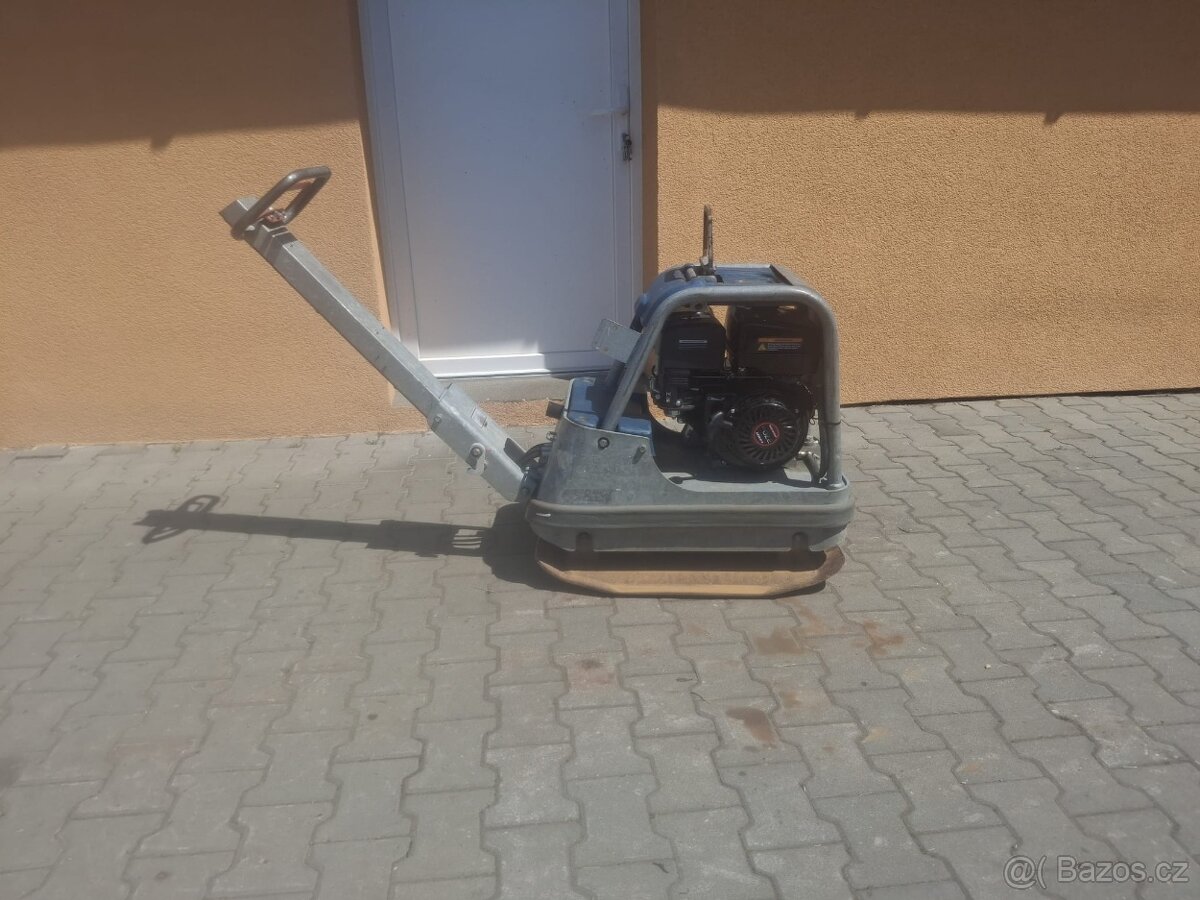 Vibrační deska Swepac FB225 30kN - 9