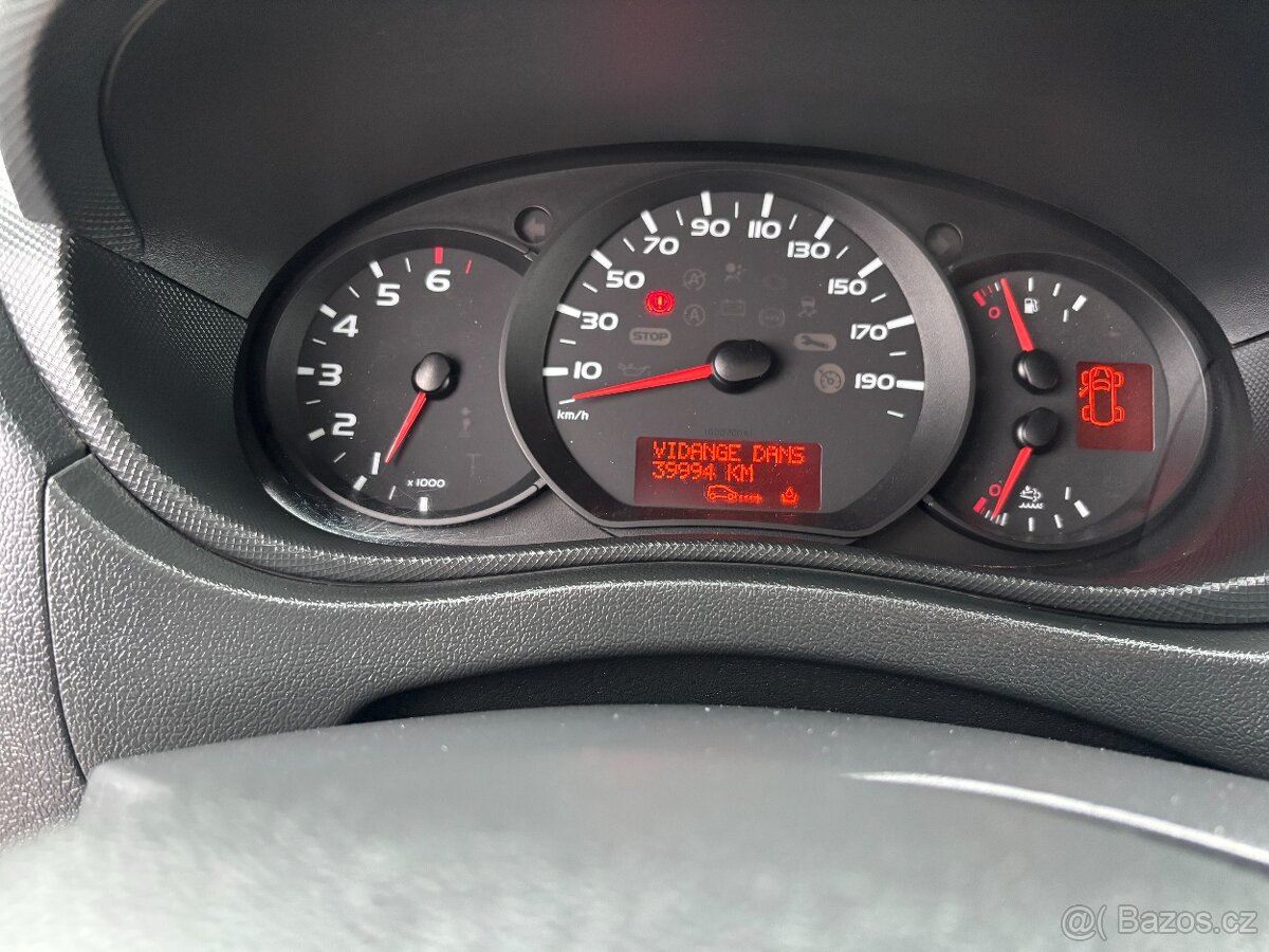 Renault Master sklápěč 2.3 tdi 6 míst - 9