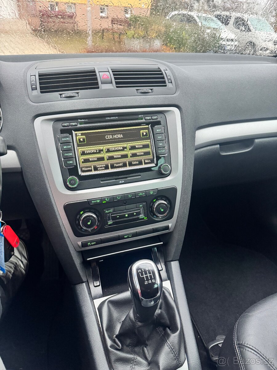 Škoda Octavia Combi 2.0 TDI 103 kW – 2012 – - 9