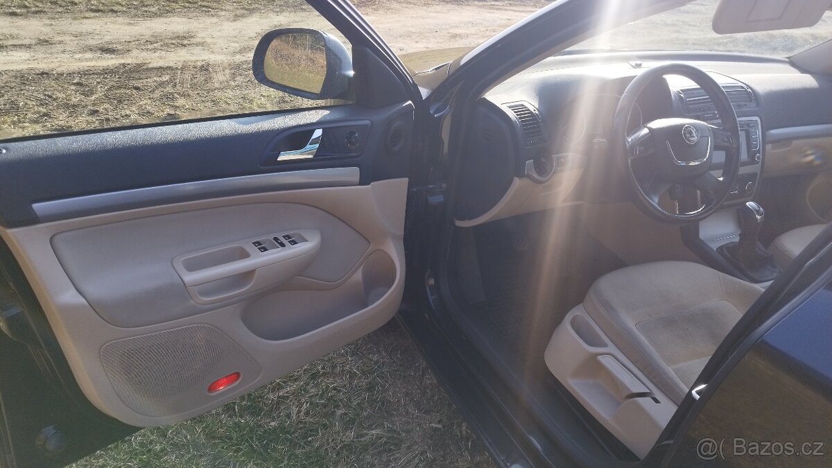 Škoda Octavia 1.6tdi - 9