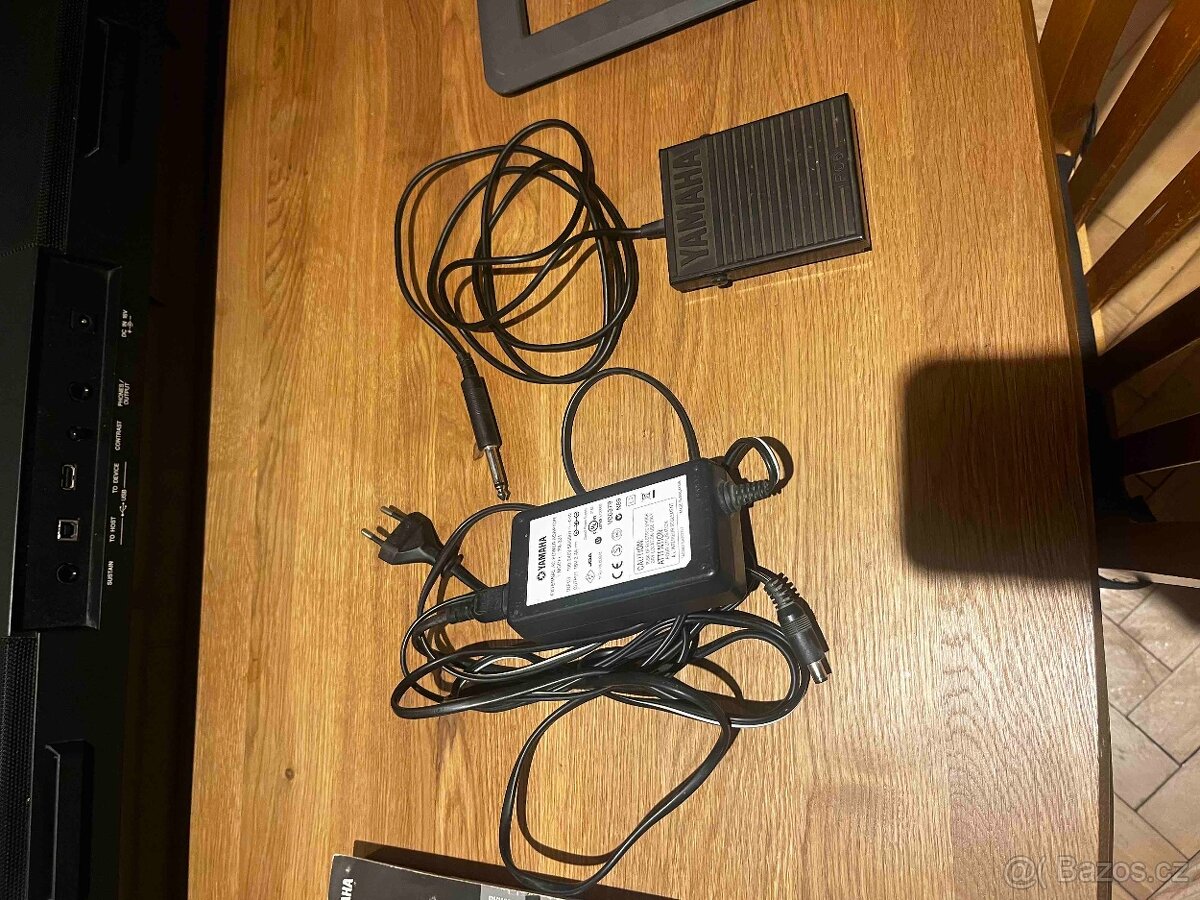 Klávesy YAMAHA PSR S550 - 9